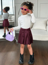Young Girl Fashion Solid Color Fitted Casual PU Leather Mini Skirt